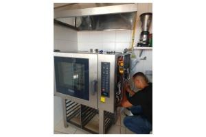 Como fazer a manutenção de equipamentos de cozinha industrial?